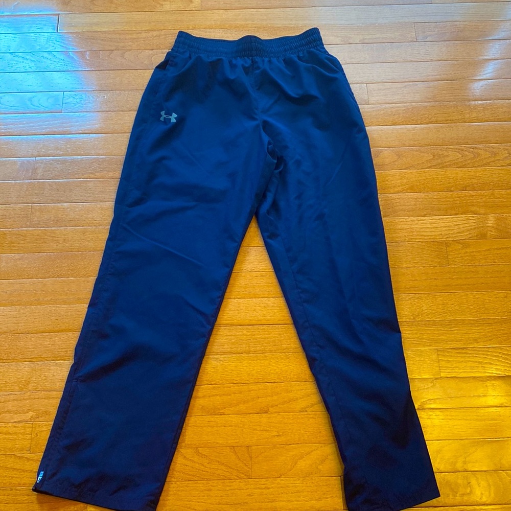 Under Armour Heat Gear Joggers / Warm Up Pants. Like New. Size M